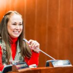 La senadora Berenice Bedoya lidera el debate nacional en salud, trabajo y bienestar social